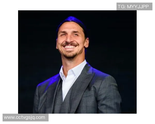 足球巨星黑色背景精美高清壁纸合集展现力量与荣耀